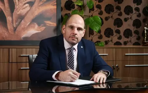 Fiscal Federico Leguizam�n.