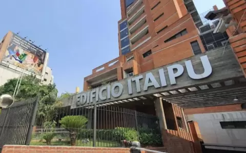 Fachada de la oficina de Itaip� en Asunci�n.