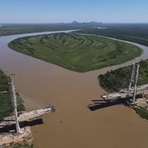 Puente de la Bioce�nica entre Paraguay y Brasil.