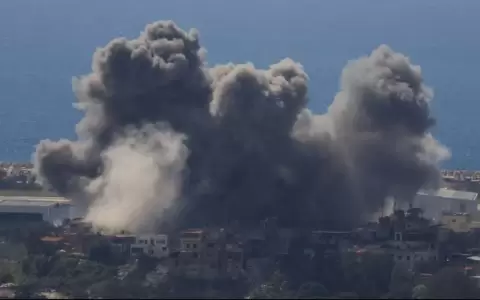 Ataque a�reo israel� en Dahiyeh, suburbio del sur de Beirut (03.06.2026).