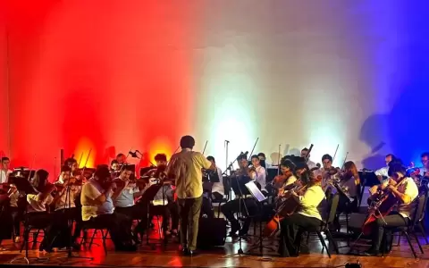 Orquesta Nacional de M�sica Popular.