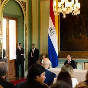 Pe�a promete pagar deudas a constructoras y farmac�uticas