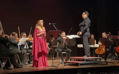 Orquesta de C�mara Municipal de Asunci�n (OCMA).