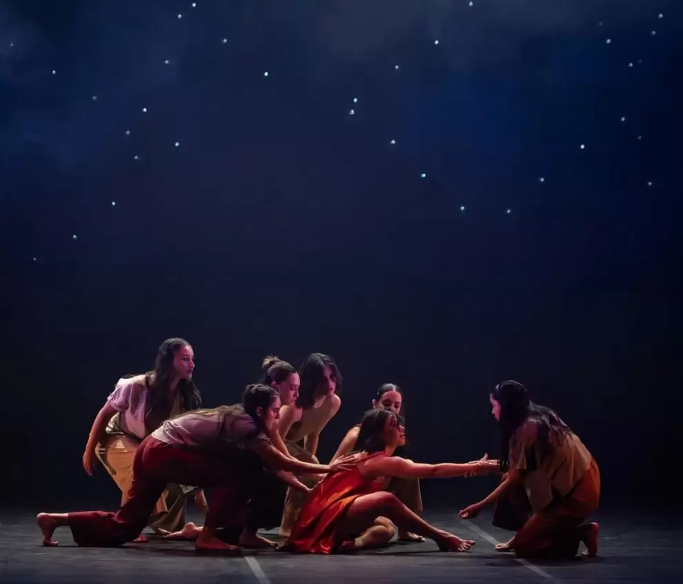 Puesta en escena de "Emimbi". (Foto: ig Emimbi)