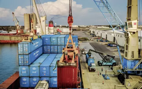 Container con productos que son exportados.
