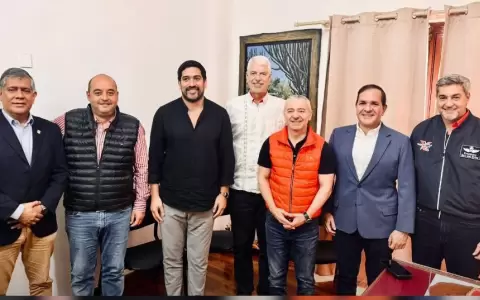 Esp�nola asume rol clave en la campa�a de Samaniego para la capital