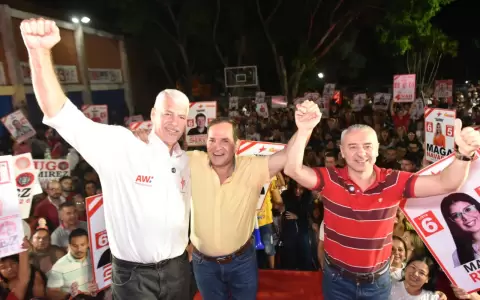 Disidencia apoya oficialmente a Arnaldo Samaniego.