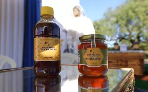 Miel de �eembuc�.
