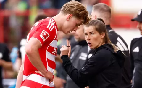 Hist�rico: una entrenadora dirigi� por primera vez un partido de la Bundesliga