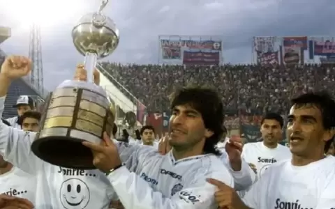 "Lo m�s cerca que estuvieron de la Copa fue en el 2002 y le dieron la espalda"