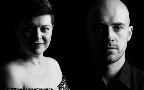 La cantante rumana Cristina Bitiusca y el pianista irland�s Daniel O'Loughlin.