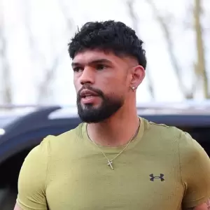 Otra preocupación para la Albirroja: Omar Alderete también se retira lesionado