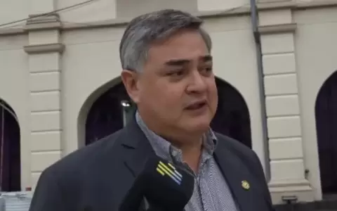 Luis Gonz�lez Vaesken, diputado.