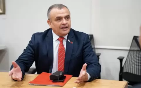 Carlos Liseras.