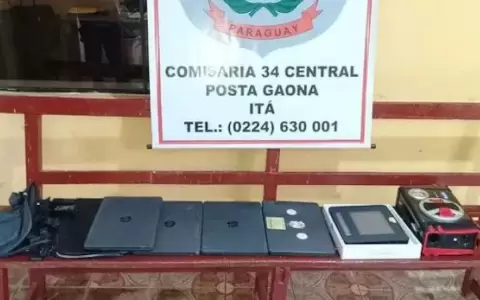 Objetos recuperados que fueron robados de la instituci�n educativa.