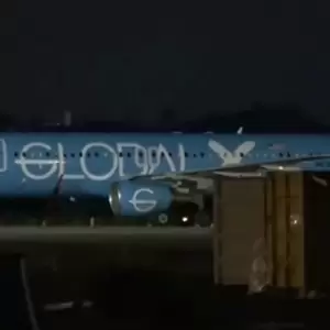 Llegaron al pa�s los 16 migrantes expulsados de EE.UU. bajo acuerdo bilateral