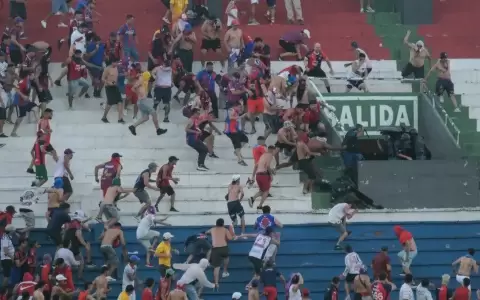 APF multa a Olimpia por los destrozos en el Supercl�sico