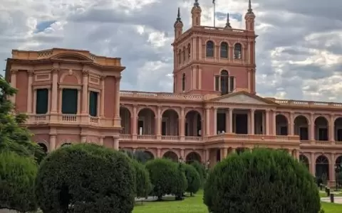 Palacio de L�pez, sede del Poder Ejecutivo.