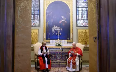 El papa Le�n XIV se re�ne con la primera mujer al mando de la Iglesia anglicana, Sarah Mullally.