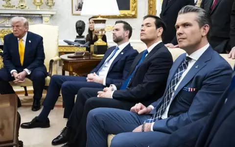 Varones que trabajan de cerca en el gabinete de Trump.