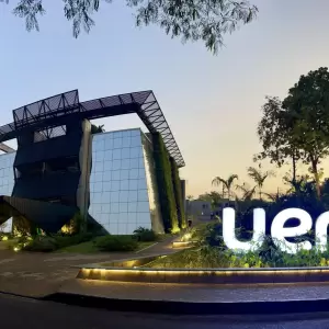 ueno bank eleva su calificaci�n a AApy fortaleciendo su liderazgo en el sistema financiero