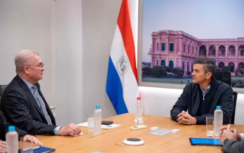 Fiscal general del Estado Emiliano Rol�n Fern�ndez con Santiago Pe�a.