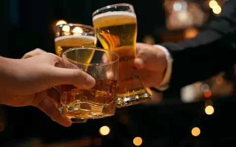 Seg�n un estudio, la elecci�n de alcohol influye en tu riesgo de muerte