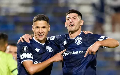 Tres delanteros paraguayos dominan la tabla de goleadores de la Copa Libertadores 2026