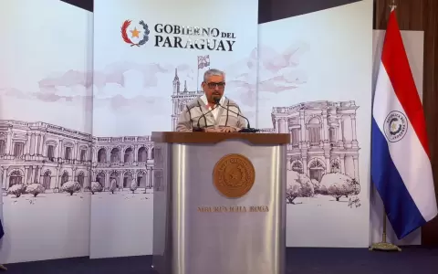 Isa�as Fretes, presidente del IPS.