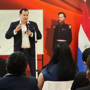 �ANR incluye estudio de propaganda nazi en curso de Ciencias Pol�ticas?