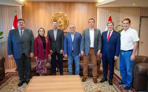 Tren de cercan�as avanza en el Senado en medio de negociaciones pol�ticas y dudas sobre su financiamiento