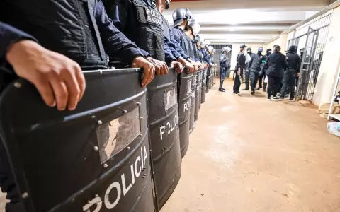 Penal de Minga Guaz�.