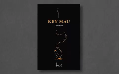 Portada de "Rey Mau", nueva novela de Cave Ogdon. Editorial Kivev�