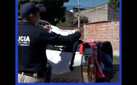 Camisetas falsificadas en f�brica de San Lorenzo.