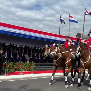Desfile militar y policial retorna a la Costanera capitalina