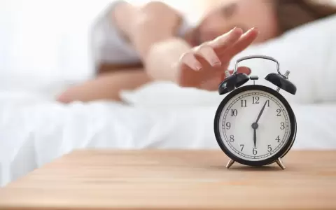 Dormir muy poco o demasiado envejece cada �rgano de tu cuerpo- dormir - despertador