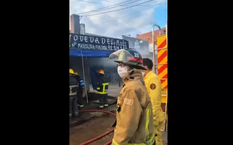 Incendio en el mercado de Limpio.