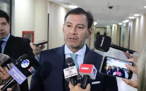 Silvio Beto Ovelar.