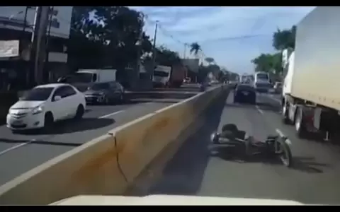 Accidente a raiz de un desnivel en la ruta Py02.