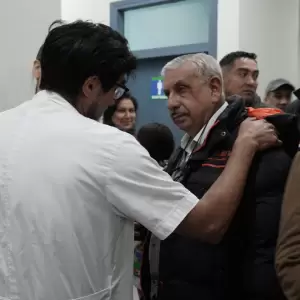 Fretes verifica obras en IPS de Luque y promete abastecimiento