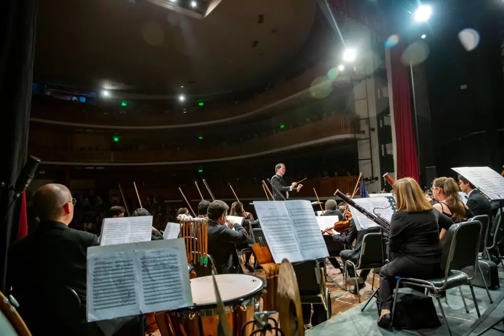 Orquesta Sinf�nica del Congreso Nacional. Cortes�a