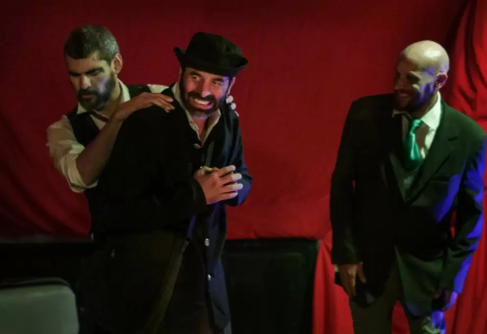 Puesta en escena de "La isla".
