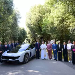 Ferrari presenta su primer vehículo eléctrico
