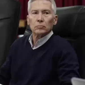 Consejero defiende su gestión: "Sería lamentable que me saquen de IPS"