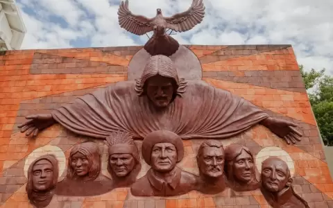 Muro de fachada del Museo Viedma.