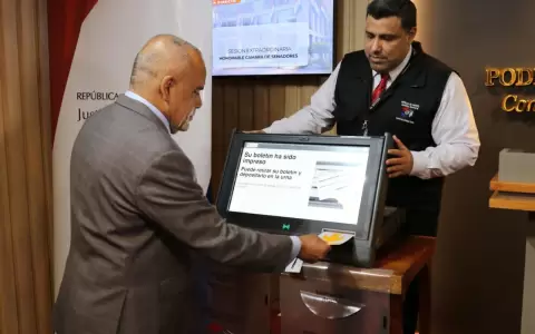 M�quinas de votaci�n
