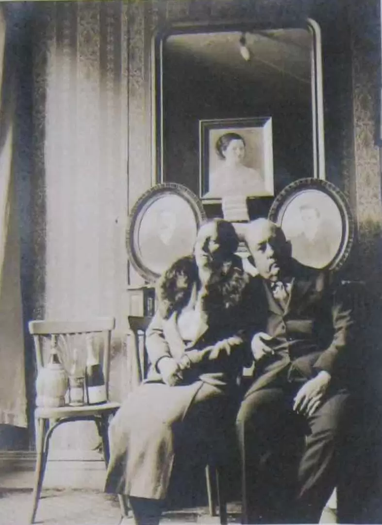Juan E. O'leary. Álbum de aniversario de casamiento. Cortesía