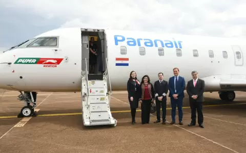 Paranair.