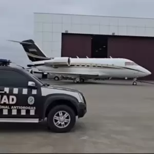 Piloto de jet privado con marihuana incautada sali� del pa�s en vuelo comercial y copiloto fue liberado