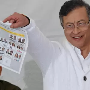 Petro: "Como presidente no acepto los resultados del preconteo"